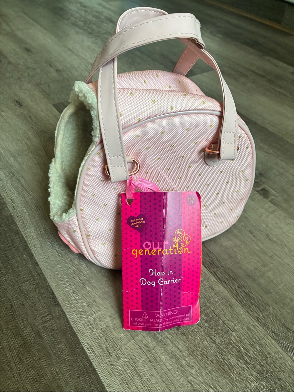Our Generation Pink Heart Dot Plush Pet Carrier NWT Suitable for any 18” doll